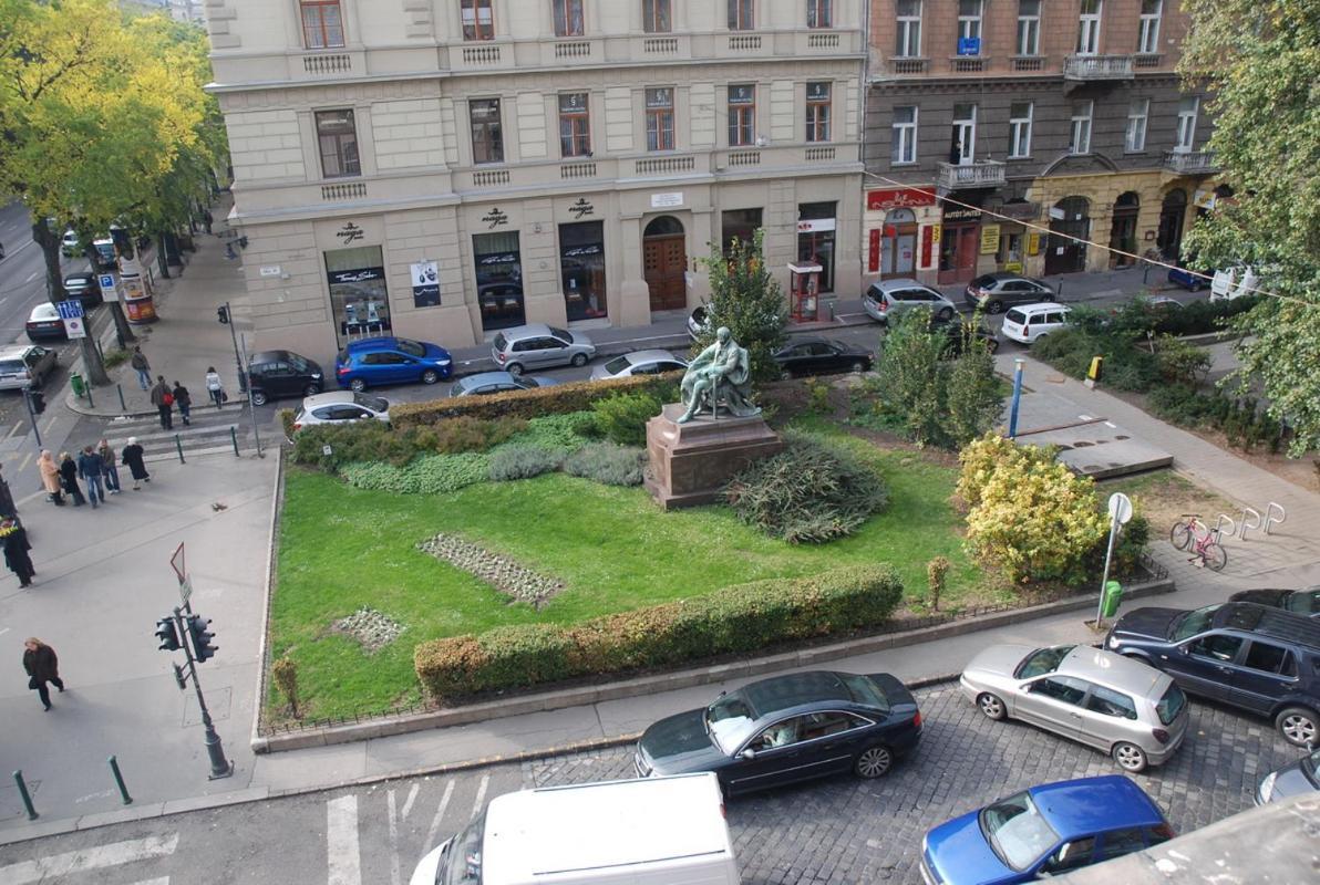 Andrassy Suite Budapest Exterior photo